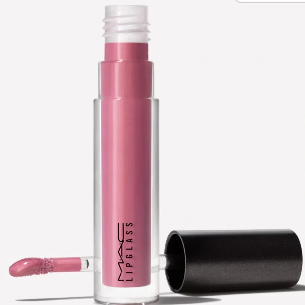 MAC Cosmetics Lipglass gloss Love Child new in box